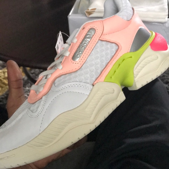 Supercourt RX (W) - Picture 3 of 5